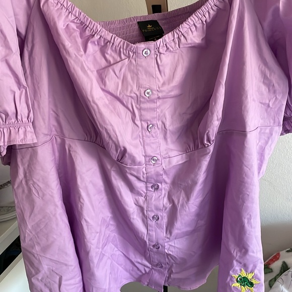 Disney Tangled Rupunzel Peplum Stretch Poplin Blouse - Picture 3 of 6